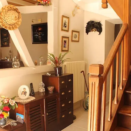 Bed & Breakfast Baillargues De 3*