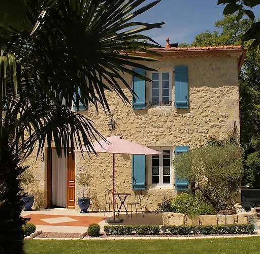 Baillargues De 3* Mouchan